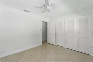 8235 39th Ave N, Saint Petersburg, FL 33709 - Photo 13