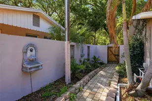 8235 39th Ave N, Saint Petersburg, FL 33709 - Photo 33