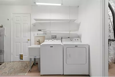 8235 39th Avenue N, Saint Petersburg, FL 33709 - Photo 23