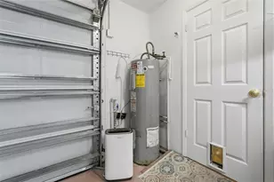 8235 39th Ave N, Saint Petersburg, FL 33709 - Photo 23
