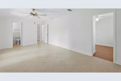 8235 39th Avenue N, Saint Petersburg, FL 33709 - Photo 15