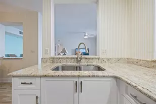 4981 Bacopa Ln S, Saint Petersburg, FL 33715 - Photo 15