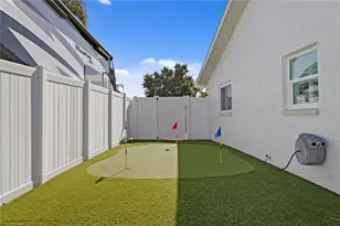 1425 50th Ave NE, Saint Petersburg, FL 33703 - Photo 19