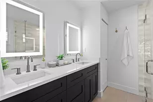 1425 50th Ave NE, Saint Petersburg, FL 33703 - Photo 23