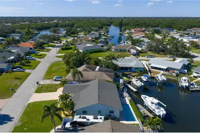 1425 50th Avenue NE, Saint Petersburg, FL 33703 - Photo 37