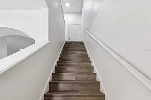 571 Shoreham Ct NE, Saint Petersburg, FL 33716 - Photo 37