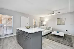 8901 Blind Pass Rd, Saint Pete Beach, FL 33706 - Photo 13