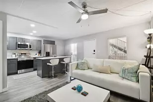 8901 Blind Pass Rd, Saint Pete Beach, FL 33706 - Photo 7