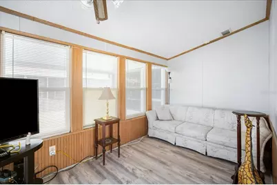 35045 Cynthia Avenue, Zephyrhills, FL 33541 - Photo 5