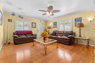 7000 38th Ave N, Saint Petersburg, FL 33710 - Photo 13