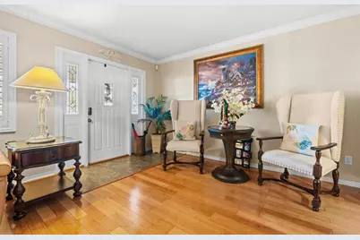 7000 38th Avenue N, Saint Petersburg, FL 33710 - Photo 5