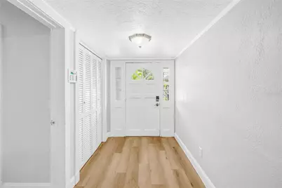 2856 65th Way N, Saint Petersburg, FL 33710 - Photo 3