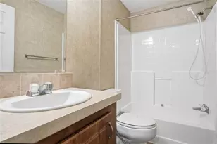 11305 Broadview Rd, Seffner, FL 33584 - Photo 21