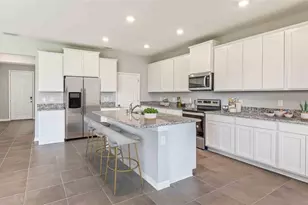 4007 Harvest Hearth Pl, Plant City, FL 33565 - Photo 3