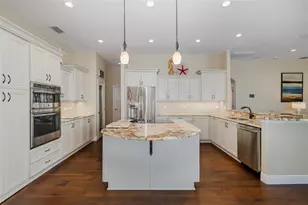 2928 Waters Edge Rd, Palm Harbor, FL 34685 - Photo 17