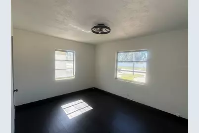 4824 Dr. Martin Luther King Jr., Saint Petersburg, FL 33705 - Photo 5