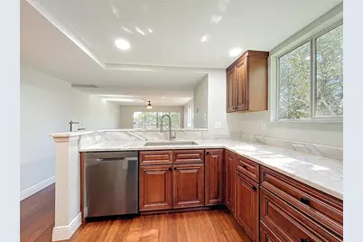 9736 Indian Key Trail #111, Seminole, FL 33776 - Photo 13