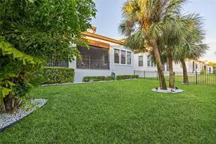 1025 Seagrape Dr, Ruskin, FL 33570 - Photo 35