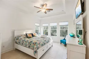 1025 Seagrape Dr, Ruskin, FL 33570 - Photo 19