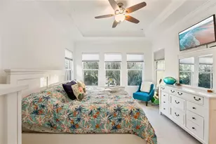 1025 Seagrape Dr, Ruskin, FL 33570 - Photo 19