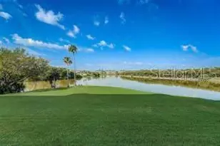 6425 Shoreline Dr, Saint Petersburg, FL 33708 - Photo 7