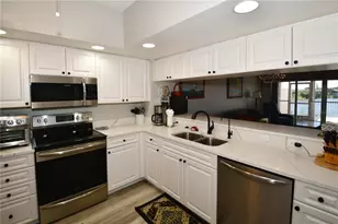 6425 Shoreline Dr, Saint Petersburg, FL 33708 - Photo 27