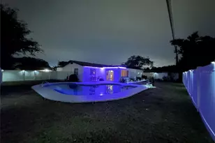 7100 21st St N, Saint Petersburg, FL 33702 - Photo 31