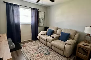 7100 21st St N, Saint Petersburg, FL 33702 - Photo 27