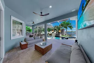 609 Manns Harbor Dr, Apollo Beach, FL 33572 - Photo 7