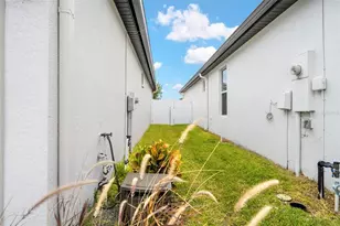 690 Old Windsor Way, Spring Hill, FL 34609 - Photo 41