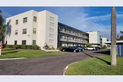 5969 Terrace Park Drive N #305, Saint Petersburg, FL 33709 - Photo 1