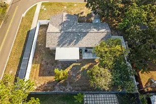 13705 Jamaica Dr, Seminole, FL 33776 - Photo 33