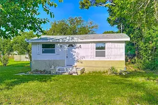 317 Jessica St S, Nokomis, FL 34275 - Photo 1