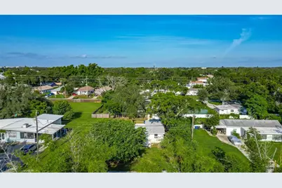 317 Jessica Street S, Nokomis, FL 34275 - Photo 33