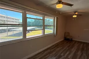 10038 62nd Terrace N, Seminole, FL 33708 - Photo 7
