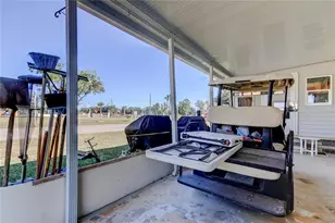 10151 Hamp Dr, Dade City, FL 33525 - Photo 43