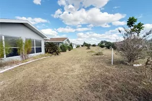 1620 Bentwood Dr, Sun City Center, FL 33573 - Photo 13