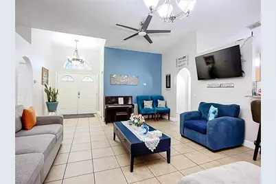 12713 Kings Lake Drive, Gibsonton, FL 33534 - Photo 9