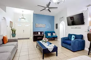 12713 Kings Lake Dr, Gibsonton, FL 33534 - Photo 9