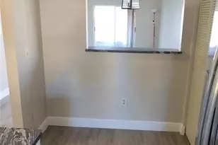 2472 Enterprise Rd, Clearwater, FL 33763 - Photo 9