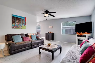 718 Northmoor Avenue N, Saint Petersburg, FL 33702 - Photo 3