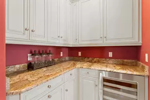 4912 Yacht Club Dr, Tampa, FL 33616 - Photo 13