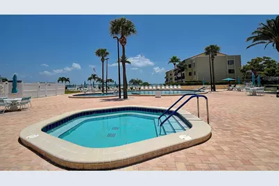 800 S Gulfview Boulevard #607, Clearwater Beach, FL 33767 - Photo 9