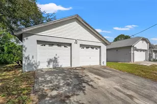 13991 Coronado Dr, Spring Hill, FL 34609 - Photo 5