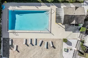 16553 Brigadoon Dr, Tampa, FL 33618 - Photo 39