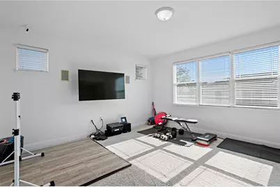 6012 Village Center Drive, Lithia, FL 33547 - Photo 33