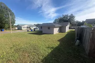 1630 Fruitwood Dr, Lakeland, FL 33805 - Photo 5