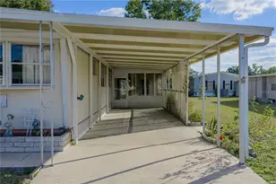 38452 Beniger Dr, Zephyrhills, FL 33540 - Photo 5