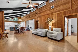 15222 Lost Lake Ln, Lithia, FL 33547 - Photo 9