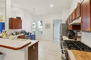 2771 Cedaridge Cir, Clermont, FL 34711 - Photo 7